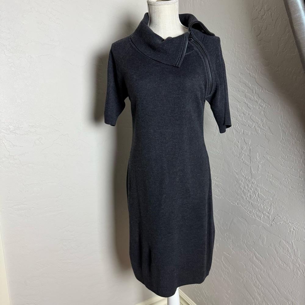 Calvin Klein Women's Gray Short Sleeve Knit Midi Dress With Zipper Collar Size M